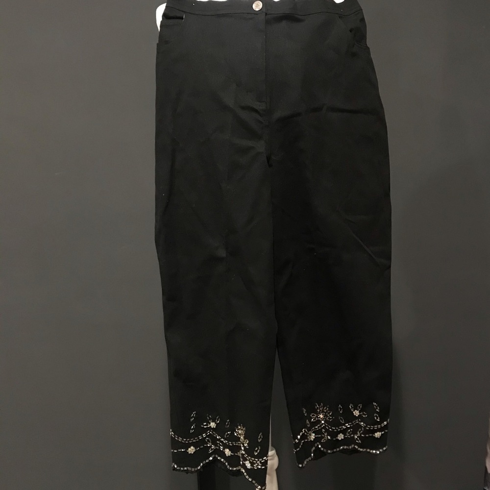 cropped pants